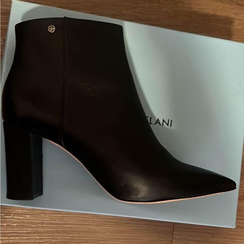 Antonio Melani Booties